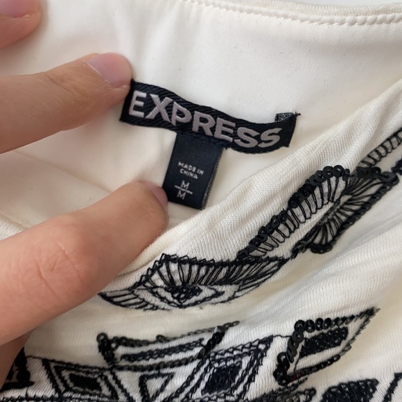 Express | Strapless Aztec Pattern Dress - Picture 6 of 10